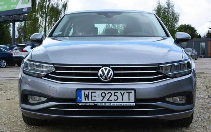 Volkswagen Passat cena 79900 przebieg: 122000, rok produkcji 2020 z Moryń małe 596